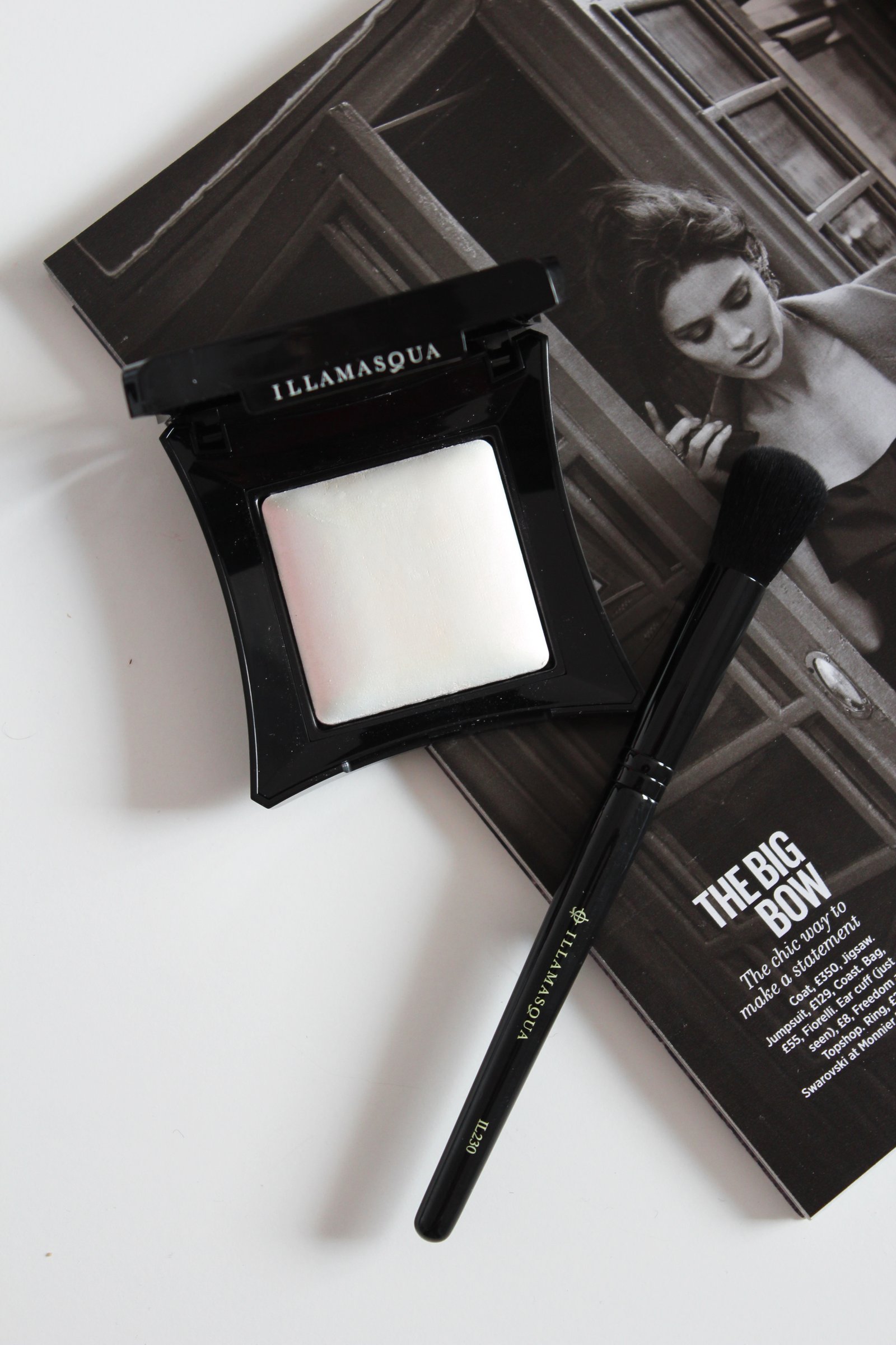 Illamasqua Beyond Powder - Daze