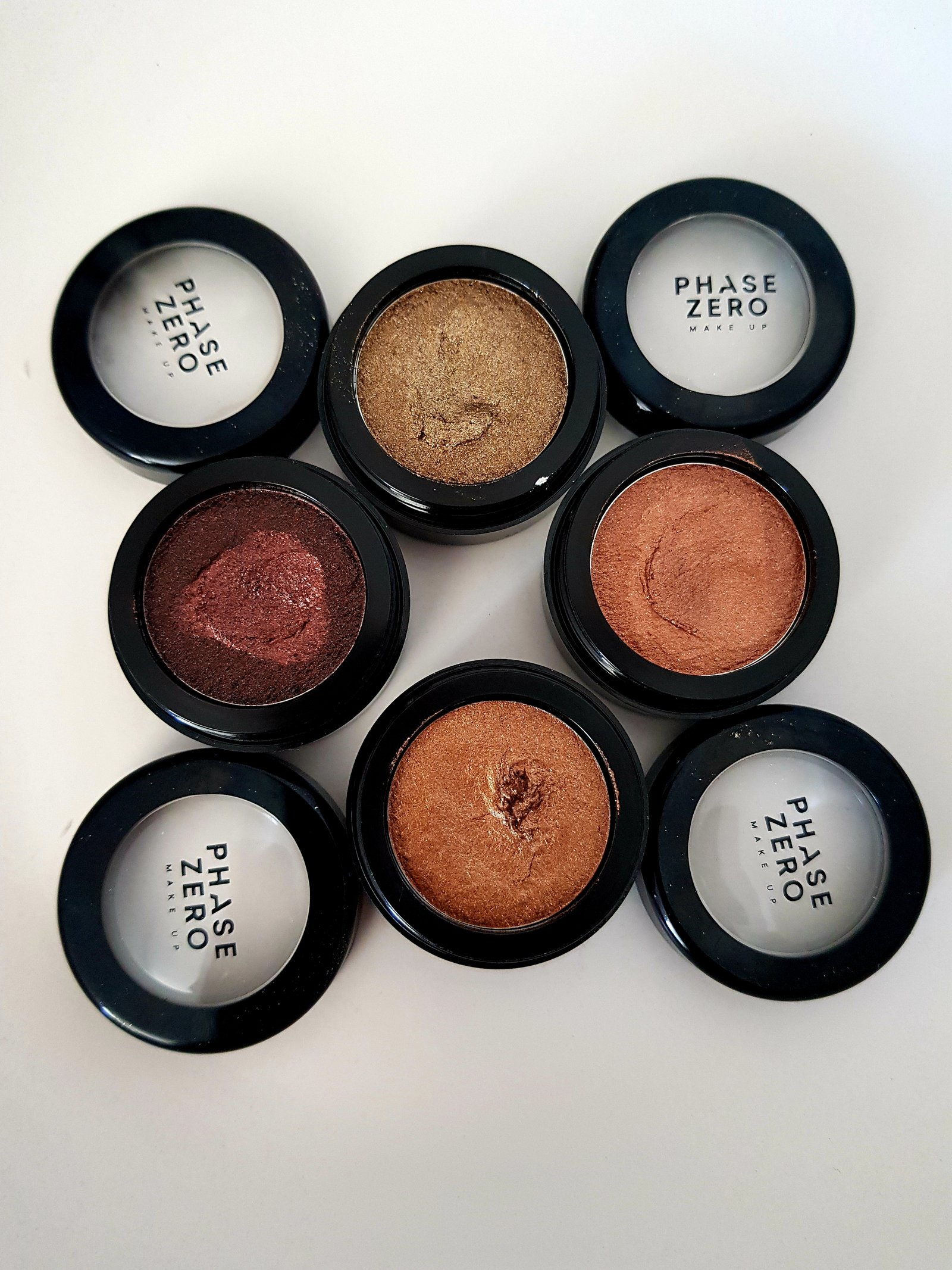 Phase Zero Metal Foil Eyeshadows - Ms tantrum Blog