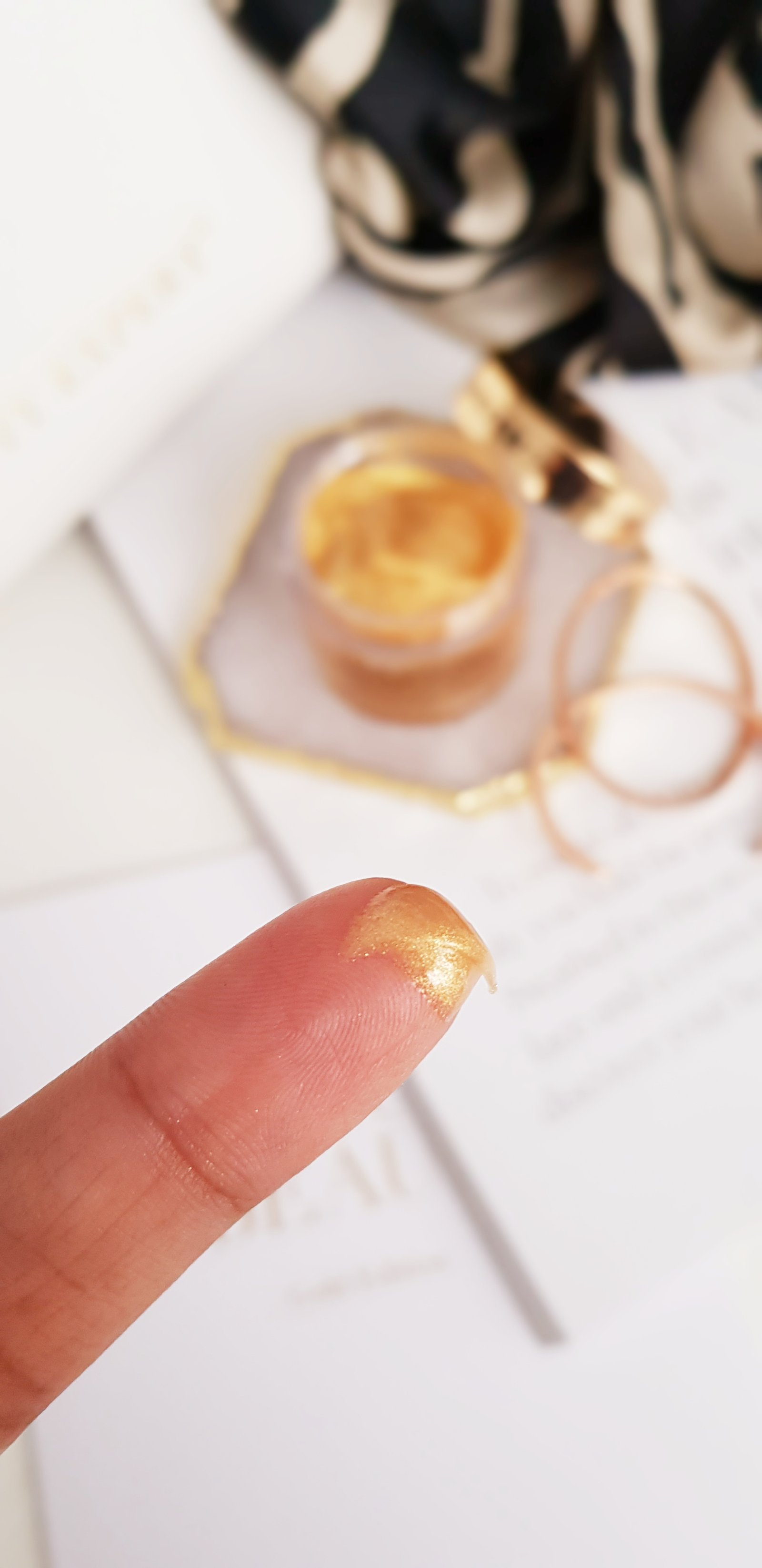 Peter Thomas Roth 24K Gold Mask - Ms Tantrum Blog