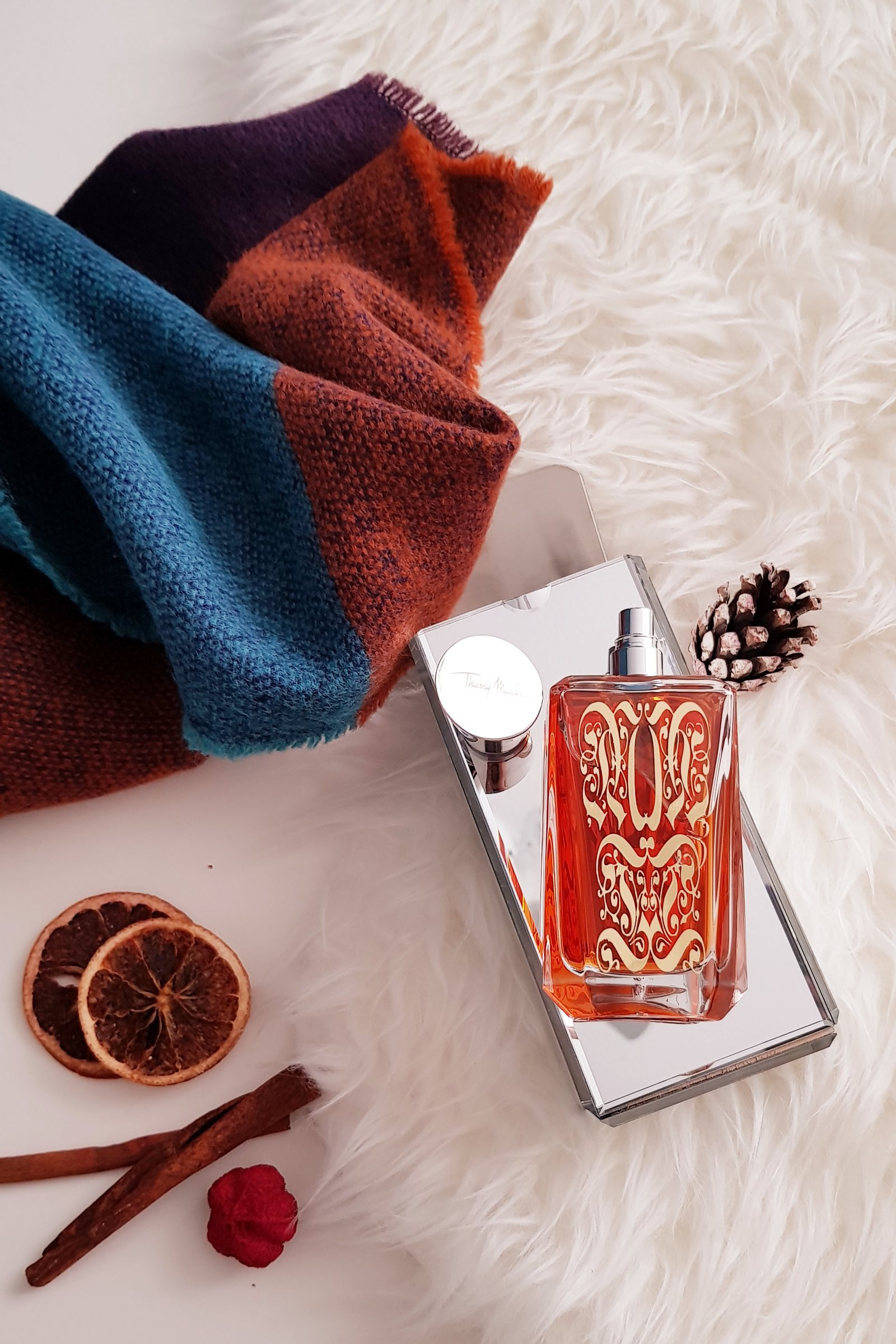 Thierry Mugler miroir des majestes from mirror mirror collection - Ms Tantrum Blog