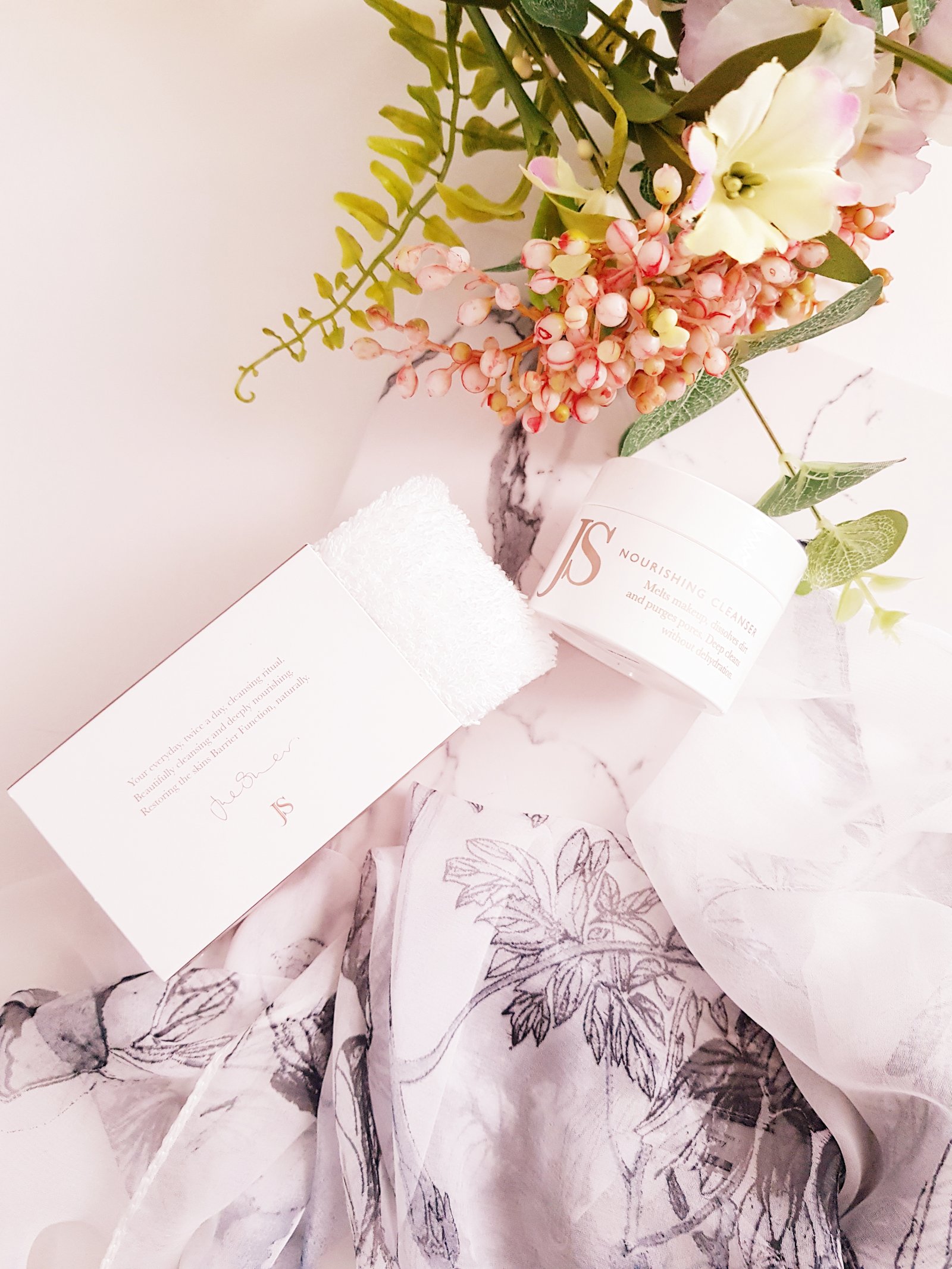 Jane Scrivner Nourishing cleanser - Ms Tantrum blog