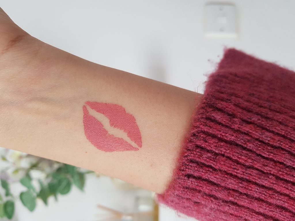shiseido modernmatte powder lipstick - Peep show swatch - Ms tantrum blog