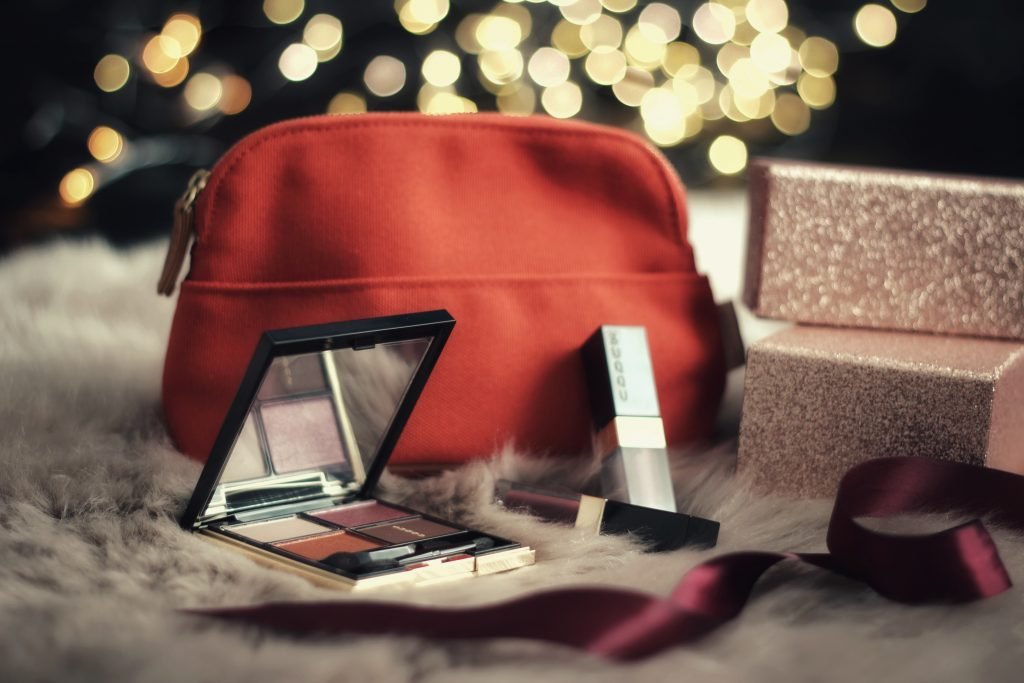 SUQQU Holiday Makeup Kit B