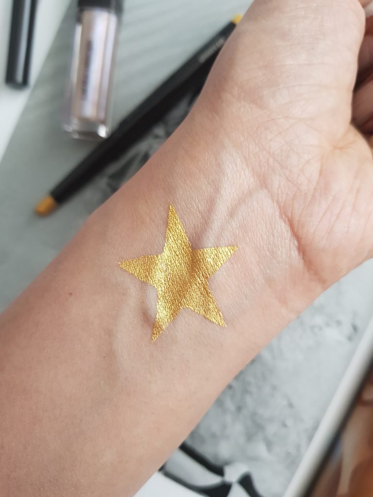 Laura Mercier Caviar Stick Eye Colour swatch - BEAMING