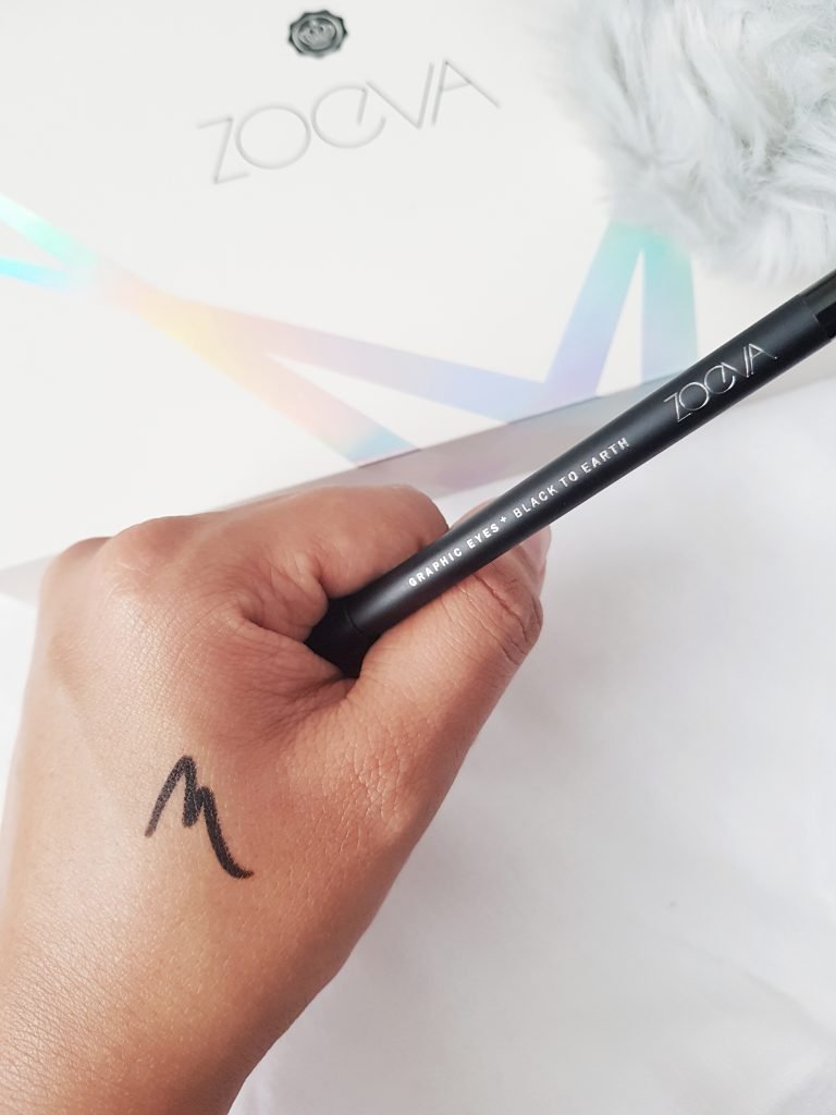 Swatch of Graphic Eyes+ - Black to Earth