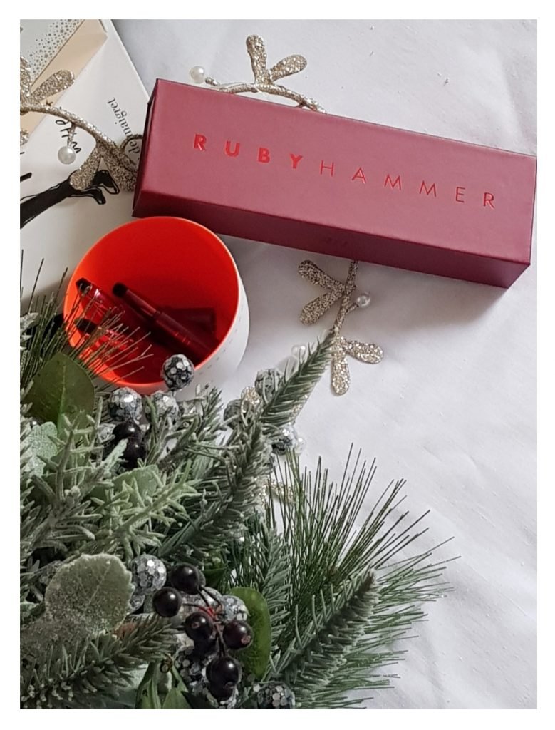 Ruby Hammer Magnetic brush