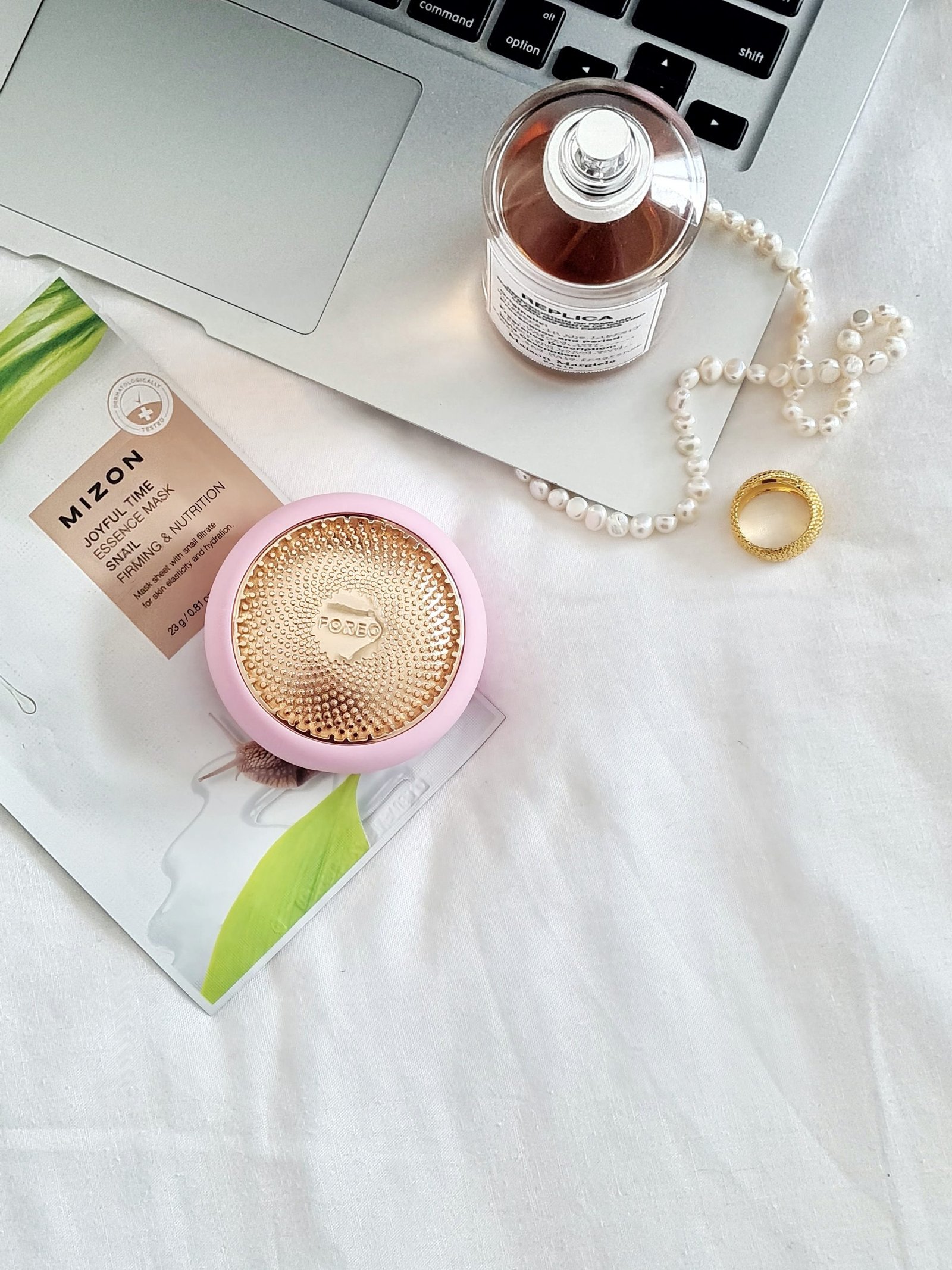 Light Up Your Beauty Routine with the Latest LED Mask Trend!